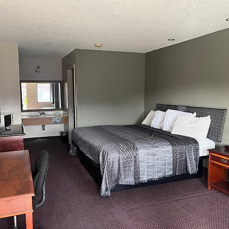 Hallmark Inn And Suites San Antonio Bagian luar foto