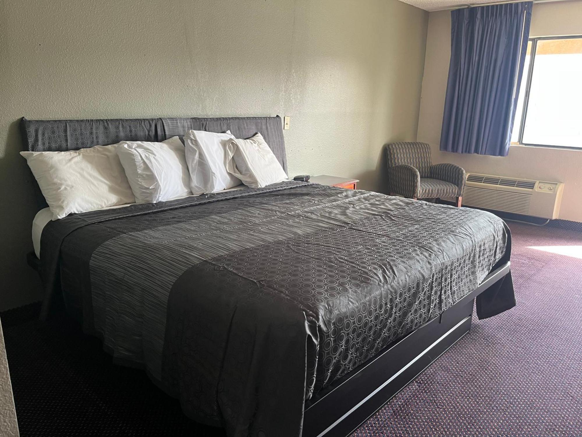 Hallmark Inn And Suites San Antonio Bagian luar foto